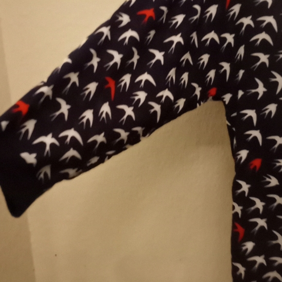 Anthropologie Maeve Bird Navy Printed Top - Picture 5 of 11